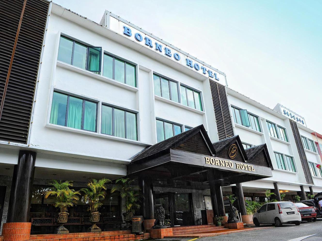 Borneo Hotel Кучинг Екстериор снимка